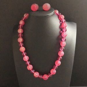 Lovely Estate Necklace Pierced Earring Set Pink Berry  Textured 20”